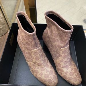 Brand New Coach size 8 Bootie